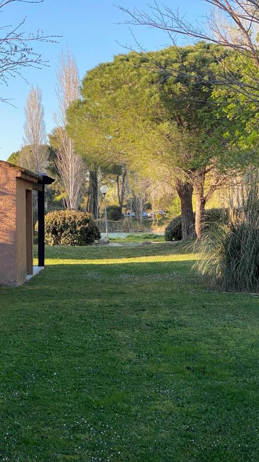 Joli Studio Camargue Lou Rouge Arles Esterno foto