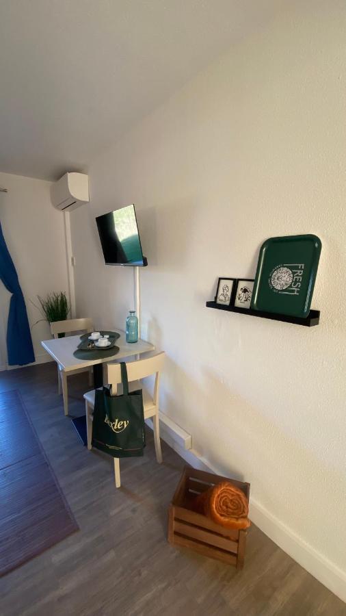 Joli Studio Camargue Lou Rouge Arles Esterno foto