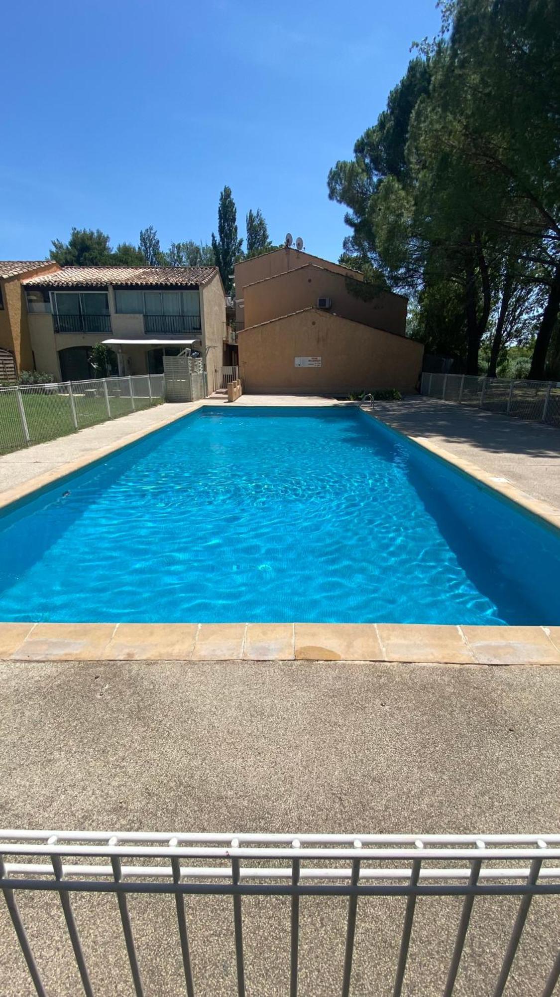 Joli Studio Camargue Lou Rouge Arles Esterno foto